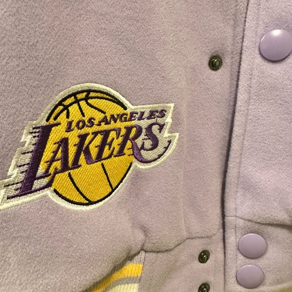 Women’s NBA LA Lakers Varsity Jacket - Picture 10 of 10